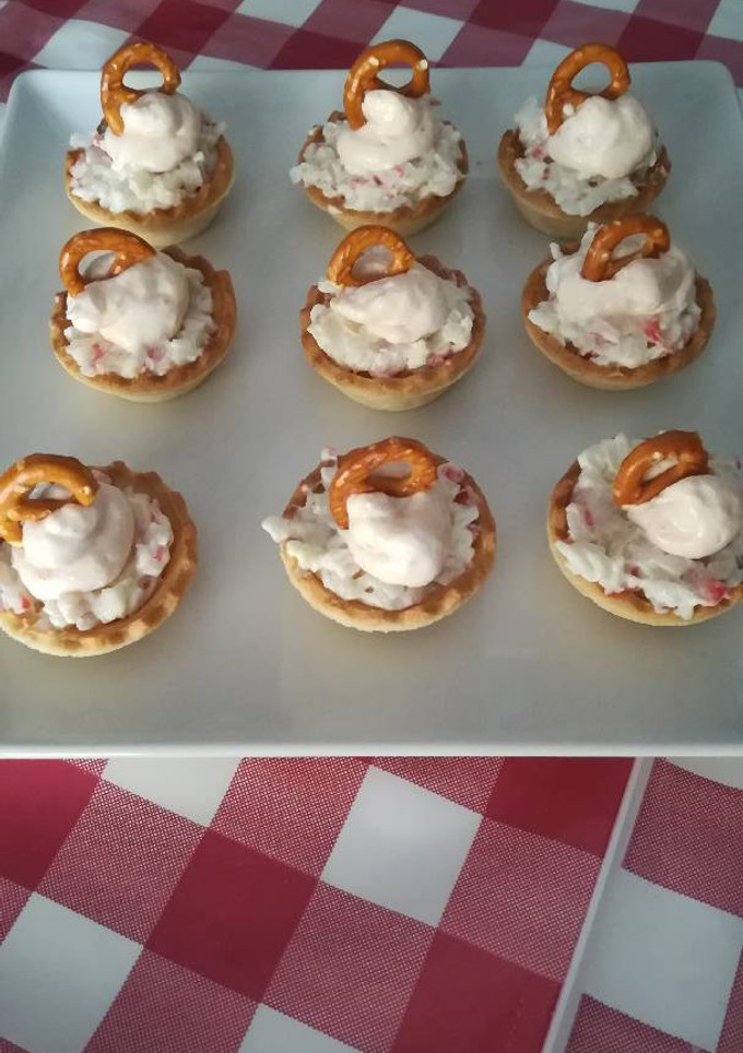Una foto de Aperitivos de surimi y mousse de salmón