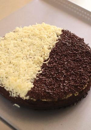 Foto resep Bolu Cokelat Kukus Duo Topping