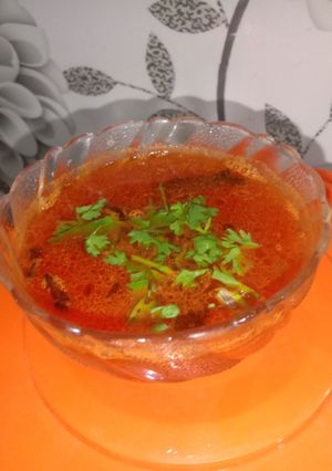ટોમેટો સૂપ (Tomato Soup Recipe In Gujarati) રેસીપી મુખ્ય ફોટો
