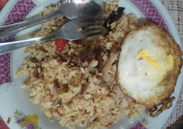 Resep Nasi goreng daging ayam#festivalresepasia#indonesia yang Enak