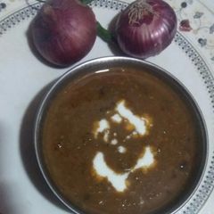 A picture of Daal makhni.
