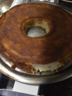 Una foto de Budín de pan😊