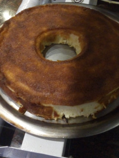 Una foto de Budín de pan😊