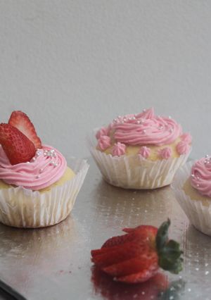 A picture of Strawberry Filled Cupcakes.