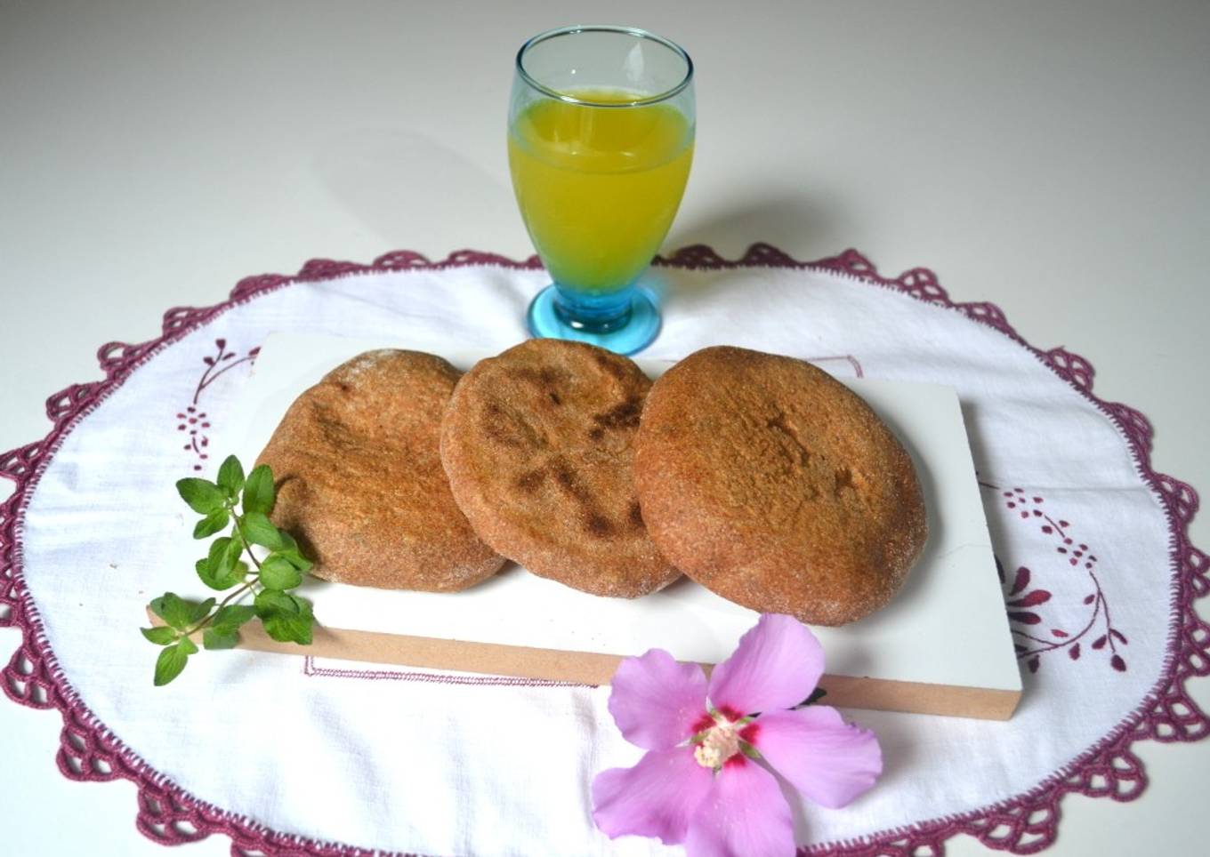 Pancitos integrales en sartén,rellenos con acelga y queso🍻