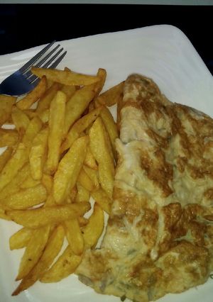 A picture of Chips and ommelet.