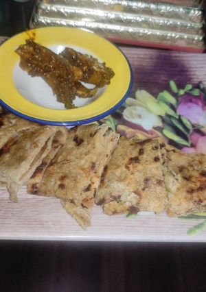 आलू का पराठा (aloo ka paratha recipe in Hindi) रेसिपी मुख्य फोटो