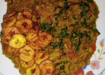 How to Cook Yummy Honey Beans Jollof and Fried Plaintain