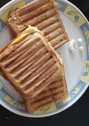 A picture of Egg omlette sandwich.
