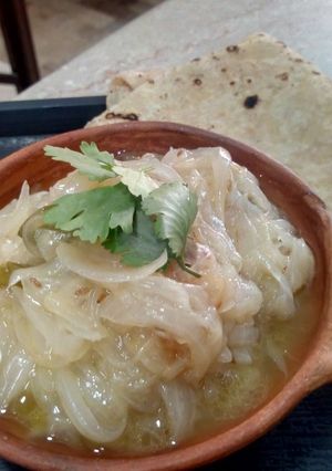 A picture of Pyaz Ka Salan (Churri).
