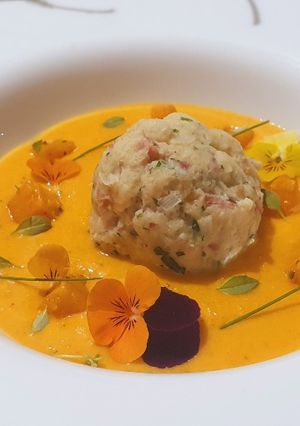 Foto di Canederli su crema di Zucca