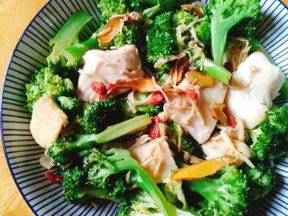 麻油鯛魚佐綠花椰菜