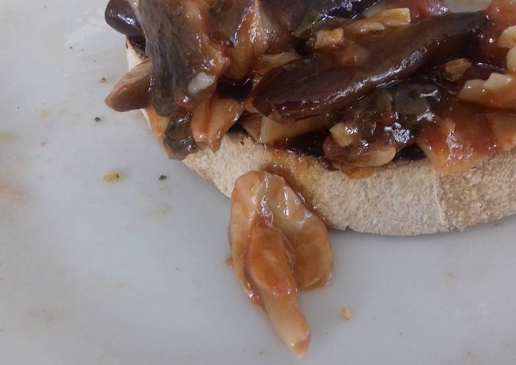 Funghi trifolati con pomodoro