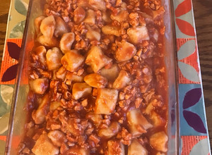 Una foto de Ñoquis con salsa de pollo a la plancha