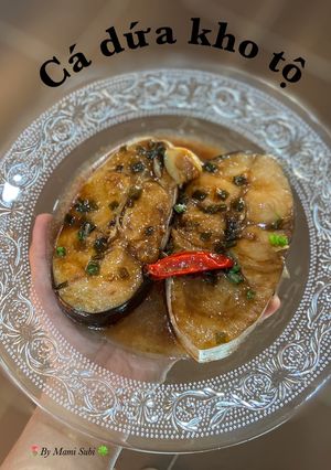 Hình của món Cá dứa kho tộ.