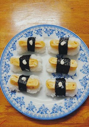 Hình của món Nigirizushi.