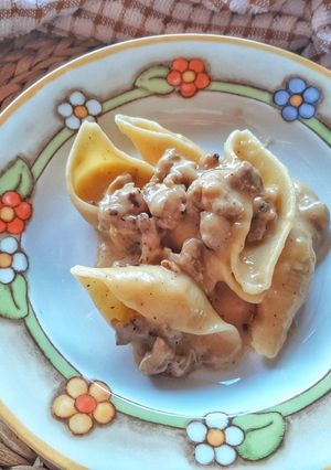 Foto di Conchiglioni con crema di patate e salsiccia