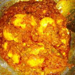 A picture of Egg masala.