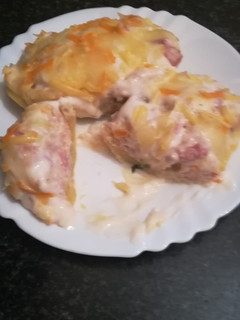 Una foto de Patatas rellenas con crema de queso a las finas hierbas
