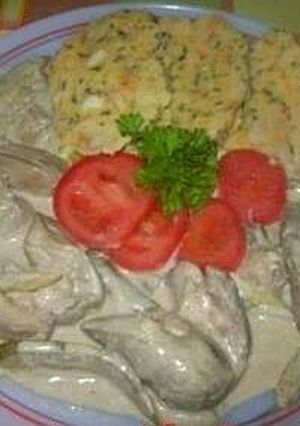 Tejszínes-mustáros csirkemáj 🍴 recept fotója