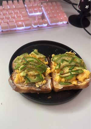 Una foto de Tostadas saludables de palta