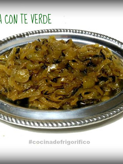 Una foto de Cebolla con té verde