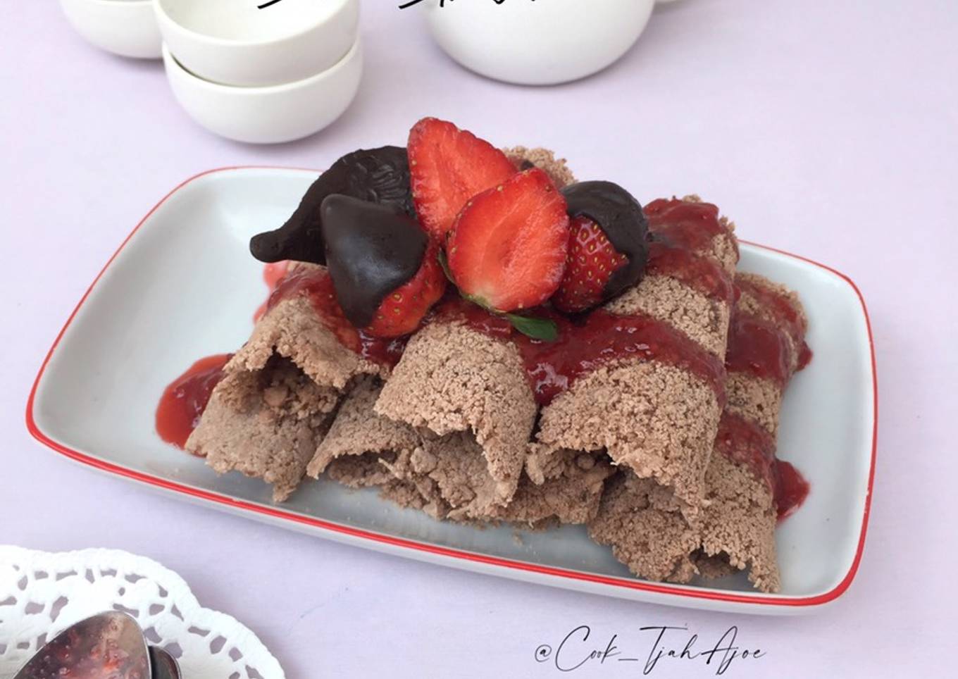 Kue Rangi Coklat-Selai Stroberi