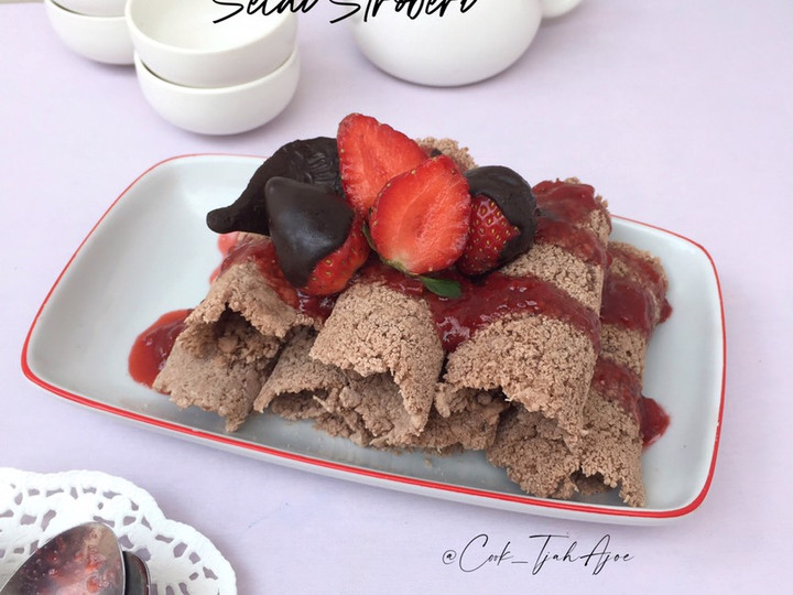 Bagaimana Membuat Kue Rangi Coklat-Selai Stroberi, Lezat