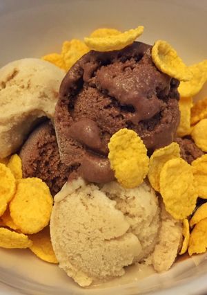 รูปของ 🍨ไอศกรีมนมสดกล้วยหอม…ไอศกรีมกล้วยหอมโกโก้….แบบเกล็ดๆ 🍩🍌
