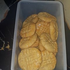 A picture of Peanut butter cookies.