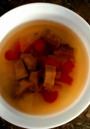 A picture of Veg broth yukhni.
