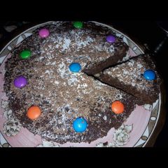 A picture of Bourbon Biscuit cake.
