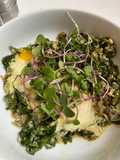 Green farmer’s market shakshuka