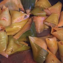 A picture of Stuffed Leek Leaves.