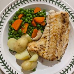 A picture of Über-simple cod dinner.