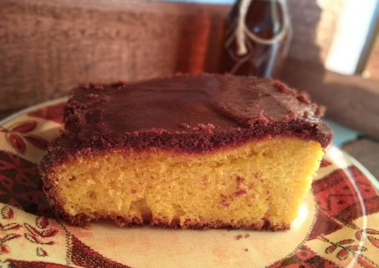 Bolo de Cenoura Com Cobertura de Chocolate Sequinha!