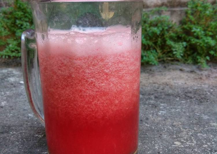 Cara Gampang Menyiapkan Jus semangka ceria Anti Gagal