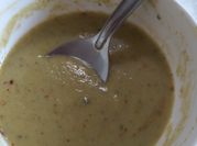 Una foto de crema de brócoli