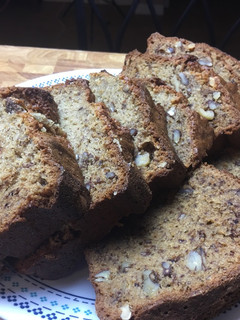 Una foto de Banana bread / Pan de Guineo