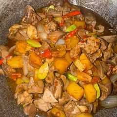 A picture of Oseng hati ampela ayam.