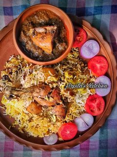 রেস্টুরেন্ট স্টাইল চিকেন চাপ(restaurant style chicken chaap recipe in Bengali) রেসিপির প্রধান ছবি