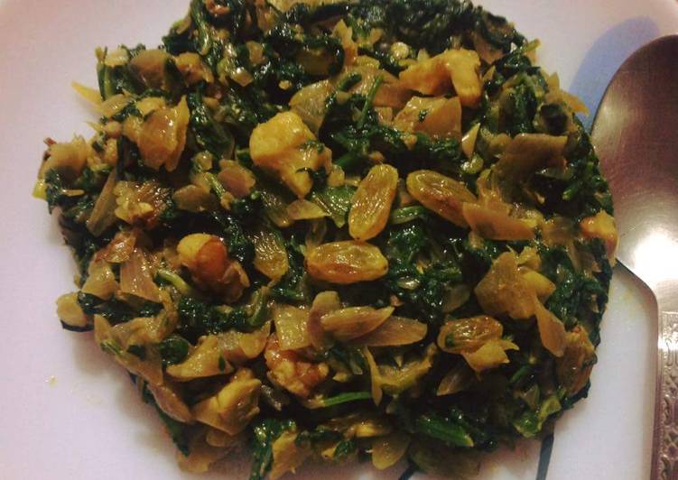 Recipe of Speedy Palak With Dry fruits