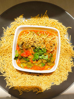 સેવ તુરીયા નું શાક (Sev Turiya Shak Recipe In Gujarati) રેસીપી મુખ્ય ફોટો