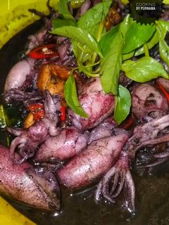 Foto resep Cumi masak hitam/tinta pedas