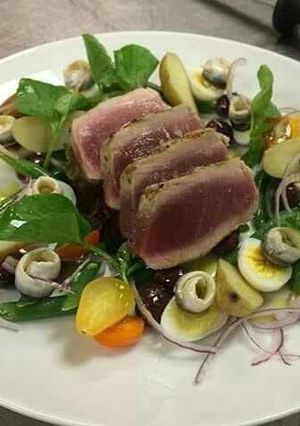 A picture of Seared Tuna Salad #saladcontest.