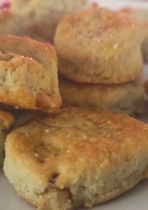 Una foto de Galletas de queso azul y nueces