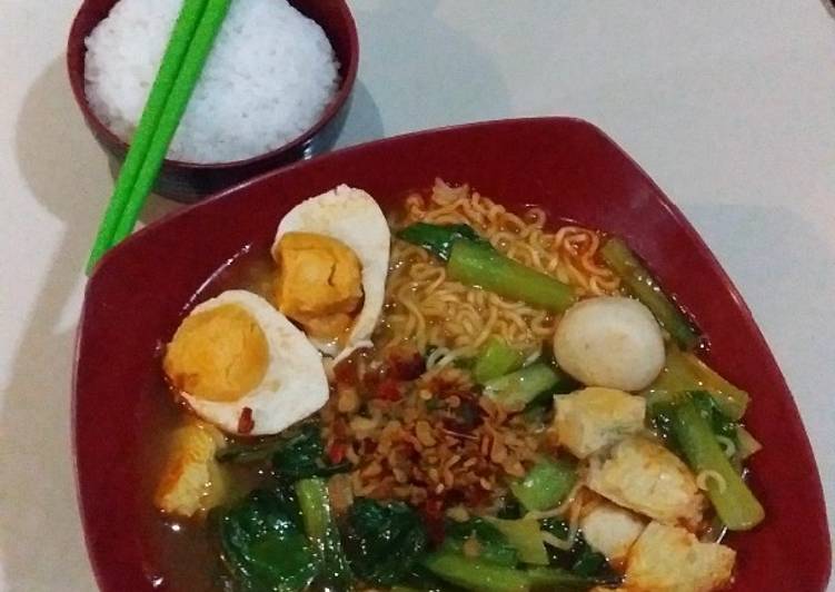 Resep Mie HYPE Seuhaaah "WAROENK BANG JUNED'S" yang Enak Banget