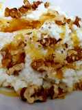 Mató con nueces y miel