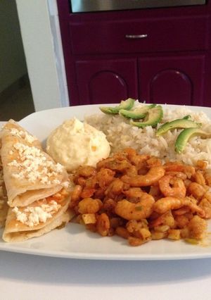 A picture of Shrimp with Potatoes.