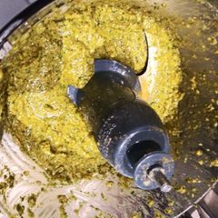A picture of Curry Paste.